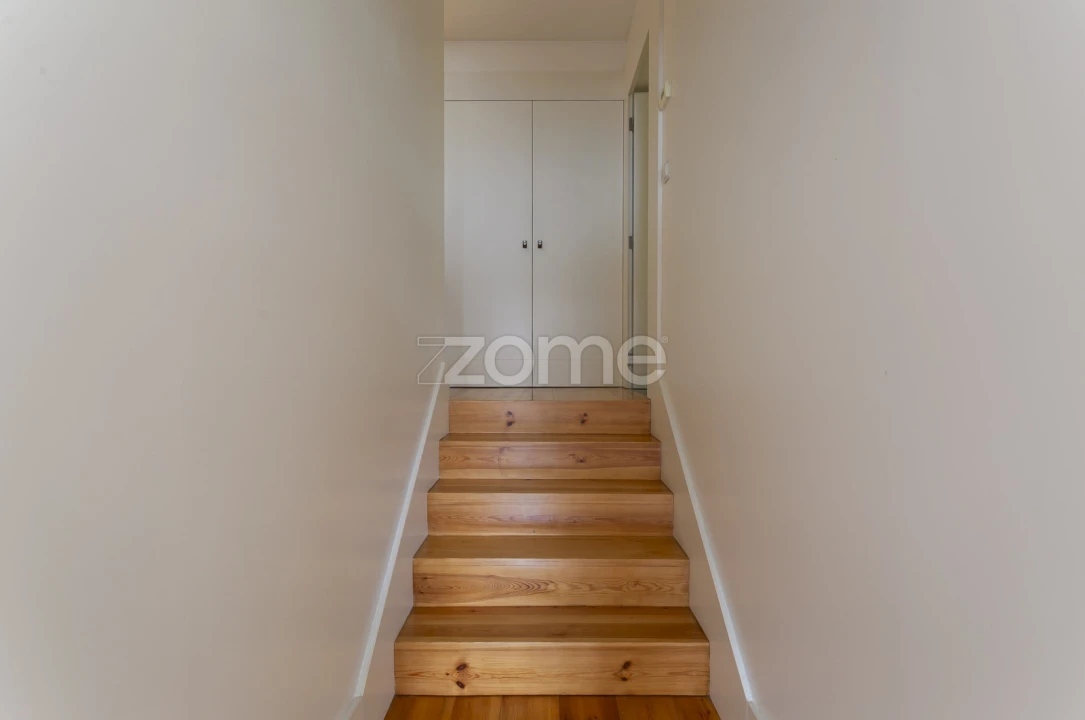 Apartamento T1 para Arrendamento em Santa Marinha e São Pedro da Afurada Foto 8