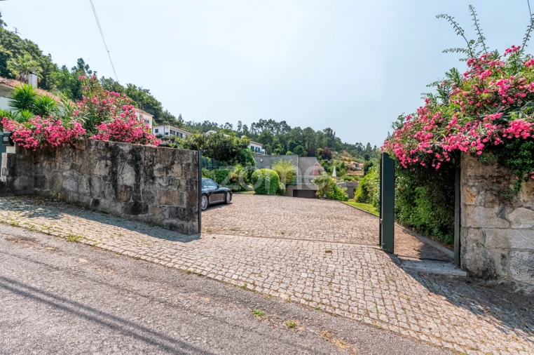 Moradia T5 para Venda em Lanhelas Foto 9