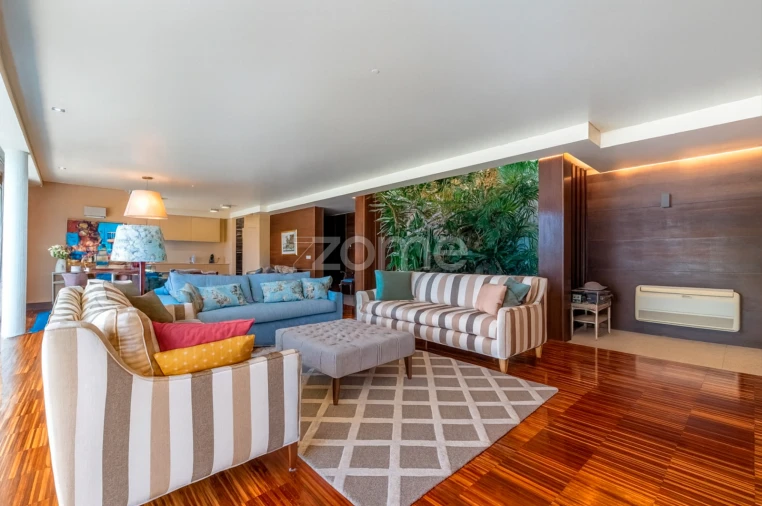 Moradia T5 para Venda em Lanhelas Foto 16