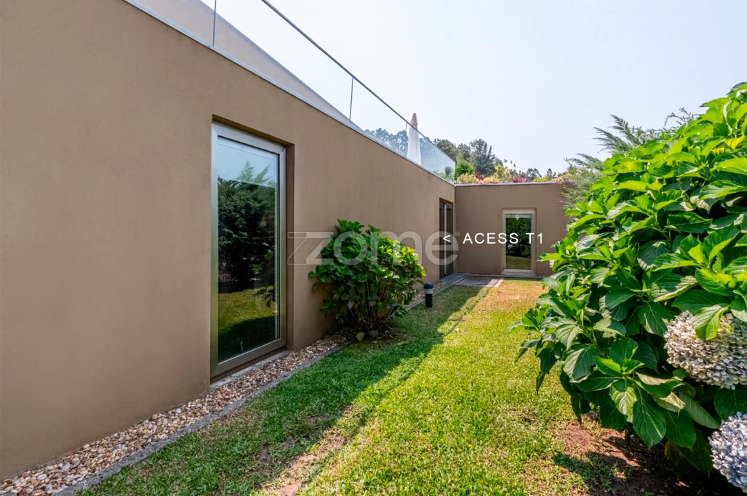 Moradia T5 para Venda em Lanhelas Foto 22