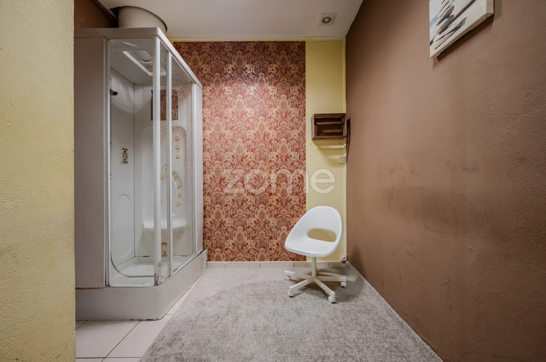 Negócio para Venda em Algés, Linda-A-Velha e Cruz Quebrada-Dafundo Foto 16