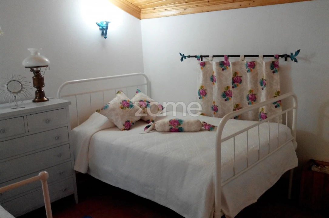 Moradia T3 para Venda em Benfeita Foto 8