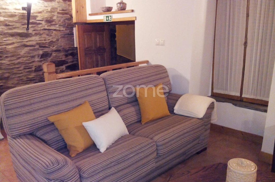 Moradia T3 para Venda em Benfeita Foto 12