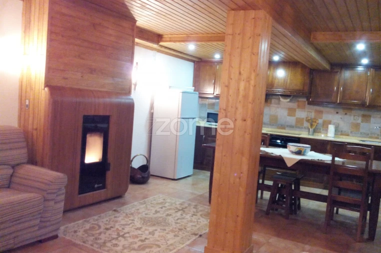 Moradia T3 para Venda em Benfeita Foto 19