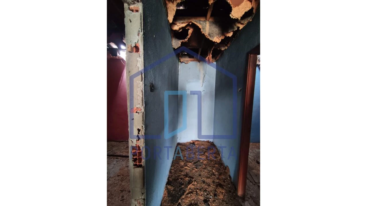 Moradia T2 para Venda em Santo Estêvão Foto 13