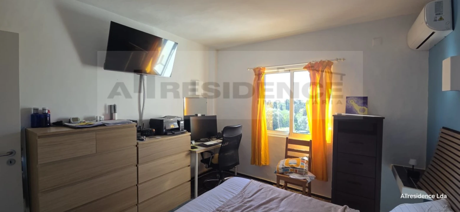 Apartamento T1 para Venda em Albufeira e Olhos de Água Foto 10