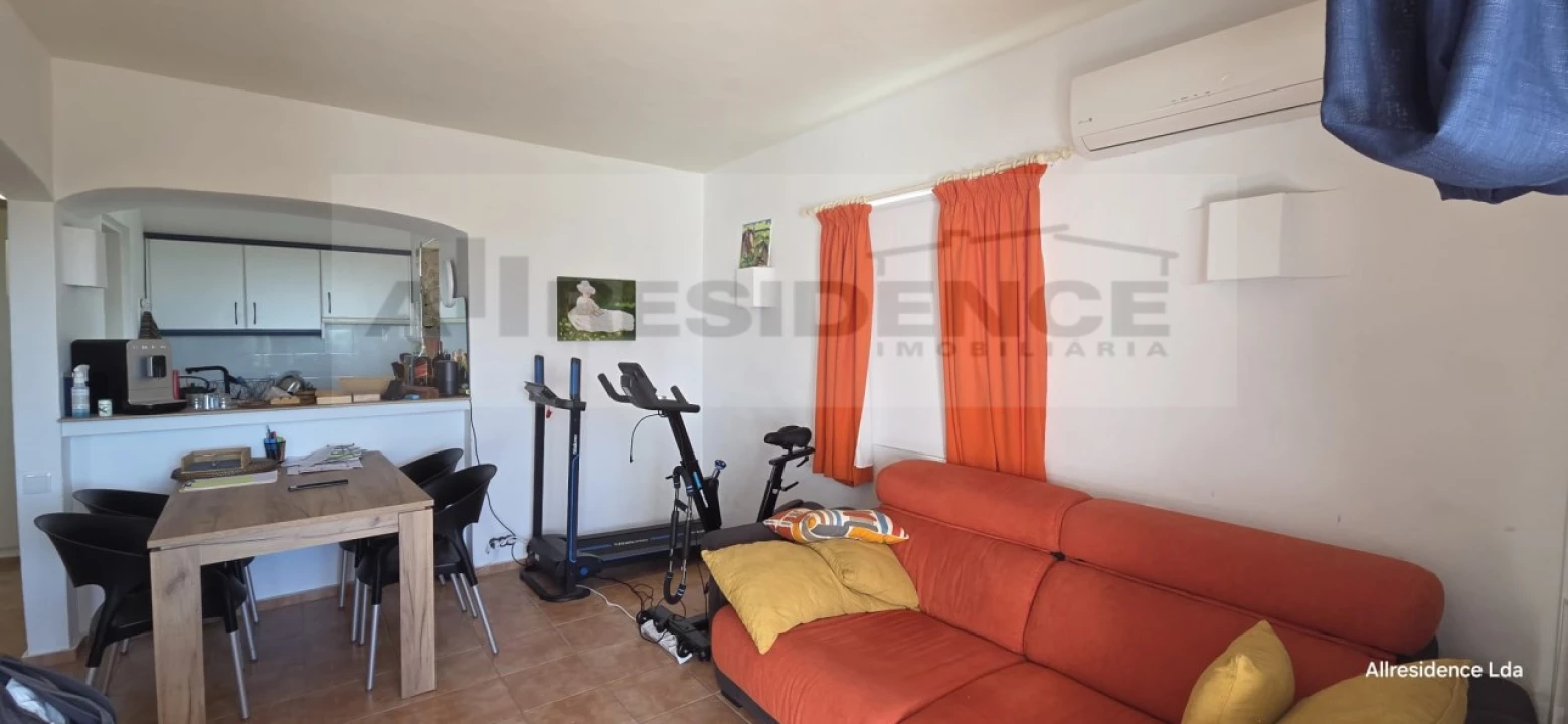 Apartamento T1 para Venda em Albufeira e Olhos de Água Foto 17