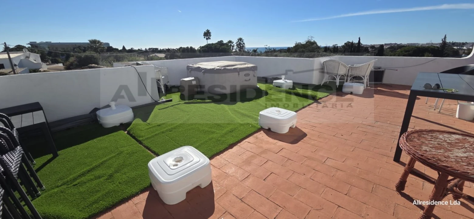 Apartamento T1 para Venda em Albufeira e Olhos de Água Foto 2