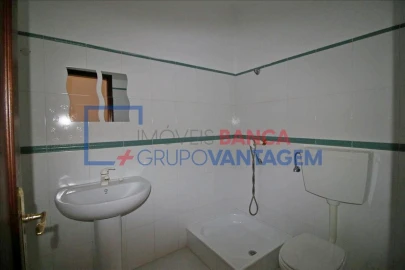 Apartamento T4 para Venda em Marvila, Ribeira Santarém, São Salvador, São Nicolau