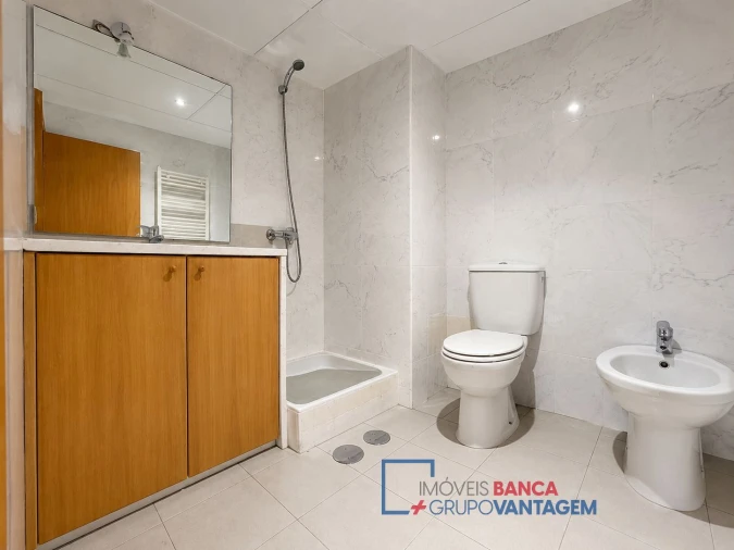 Apartamento T2 para Venda em Oliveira do Douro Foto 10