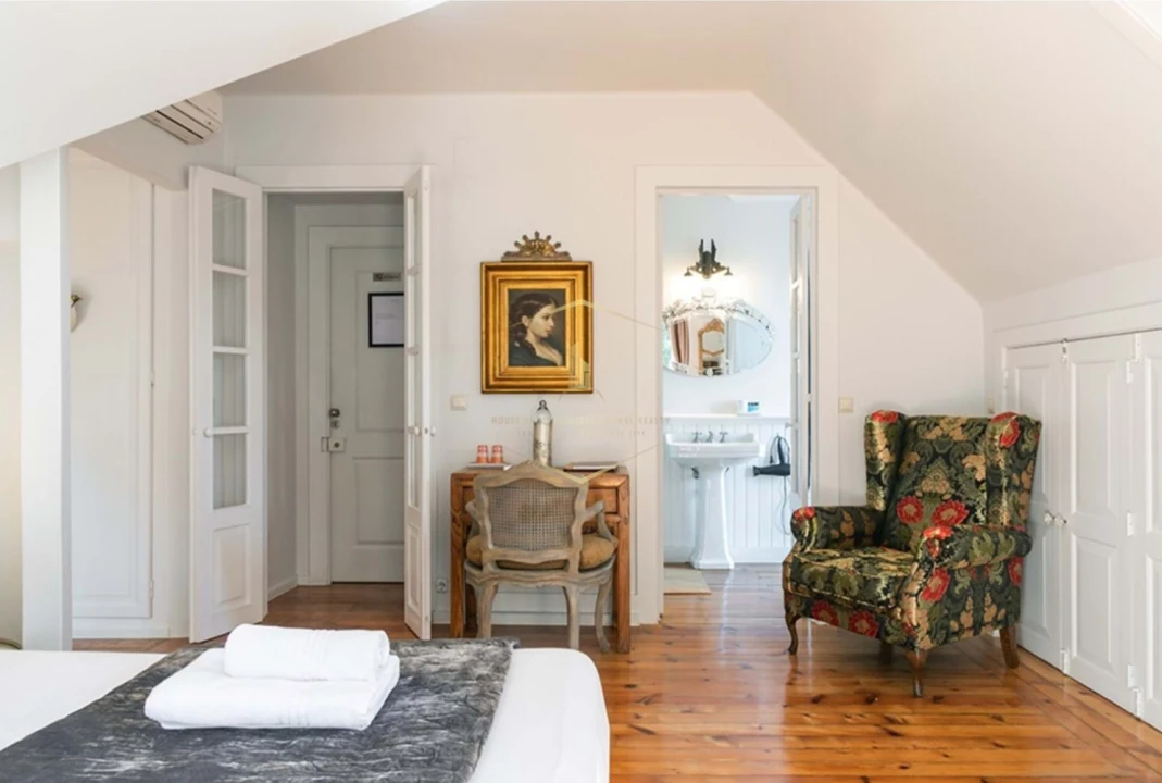 Moradia T6 para Venda em Santa Maria e São Miguel, São Martinho, São Pedro Penaferrim Foto 24