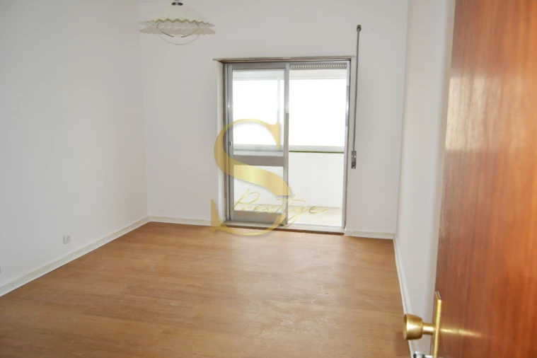 Apartamento T2 para Venda em Leiria, Pousos, Barreira e Cortes Foto 18