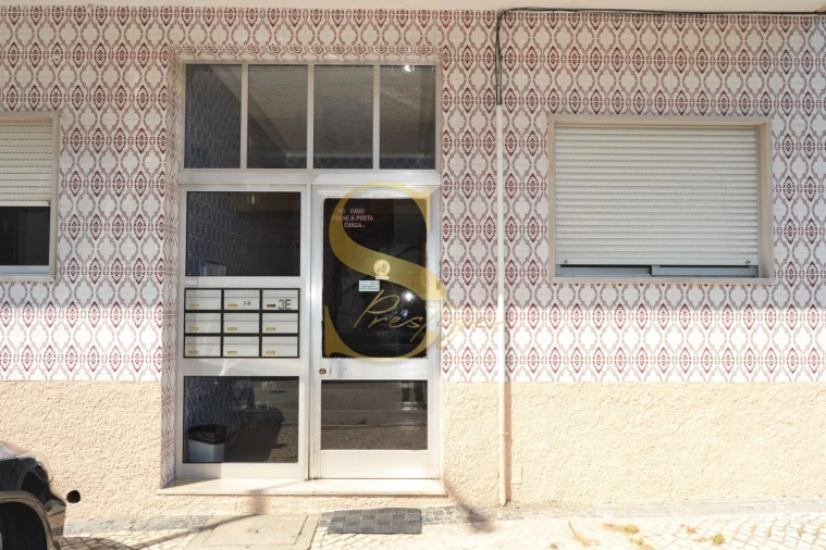 Apartamento T2 para Venda em Leiria, Pousos, Barreira e Cortes Foto 5