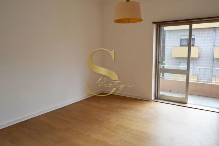 Apartamento T2 para Venda em Leiria, Pousos, Barreira e Cortes Foto 11