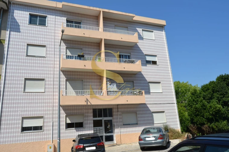 Apartamento T2 para Venda em Leiria, Pousos, Barreira e Cortes Foto 2