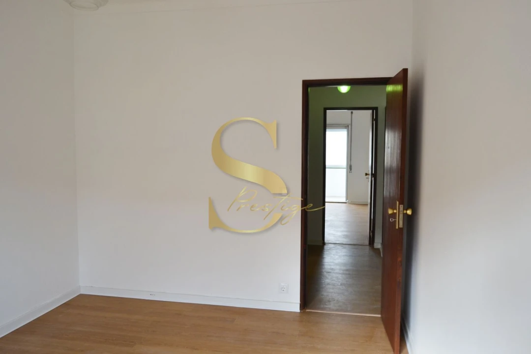 Apartamento T2 para Venda em Leiria, Pousos, Barreira e Cortes Foto 17