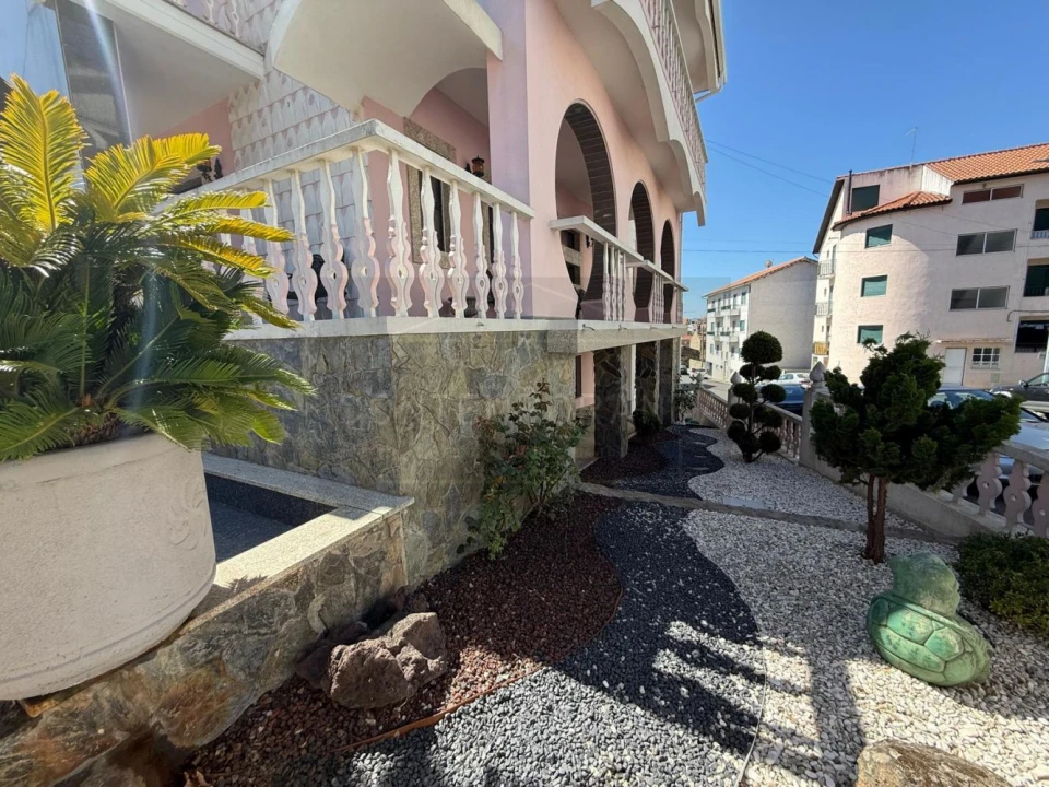 Moradia T6 para Venda em Vila Flor e Nabo Foto 8