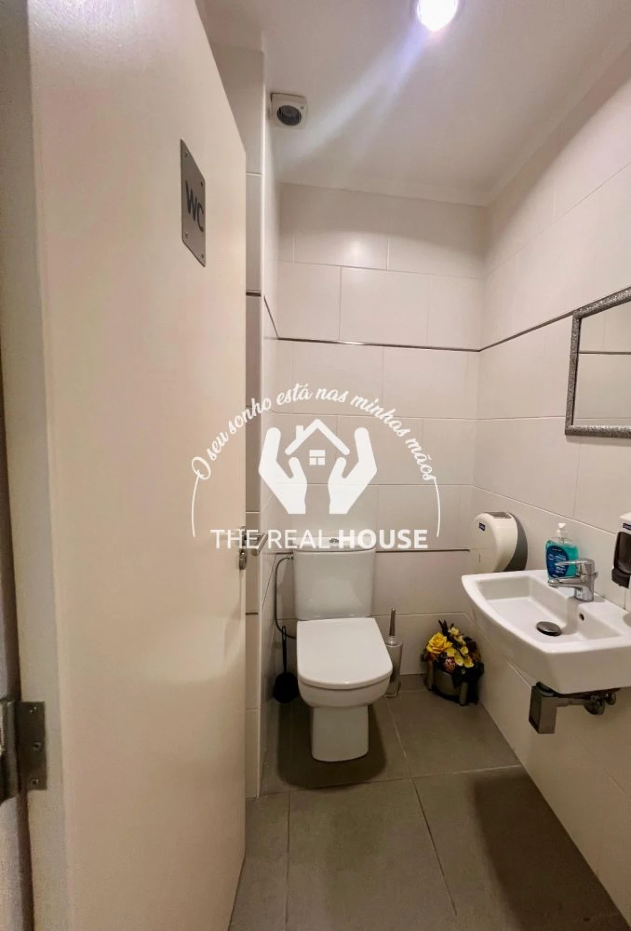 Loja para Venda em Funchal (Santa Luzia) Foto 3