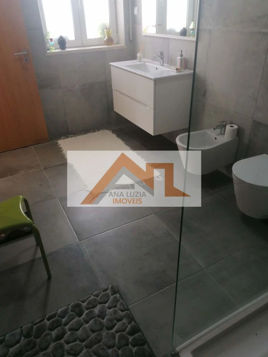 Apartamento T2 para Venda em Tornada e Salir do Porto Foto 17