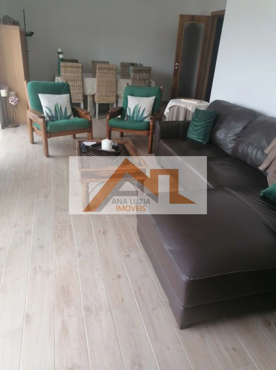 Apartamento T2 para Venda em Tornada e Salir do Porto Foto 1