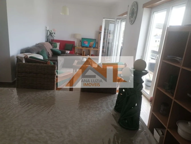 Apartamento T2 para Venda em Tornada e Salir do Porto Foto 4