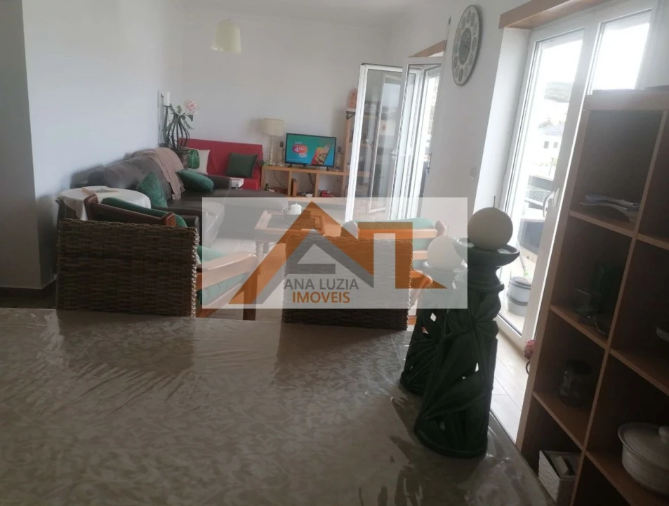 Apartamento T2 para Venda em Tornada e Salir do Porto Foto 4