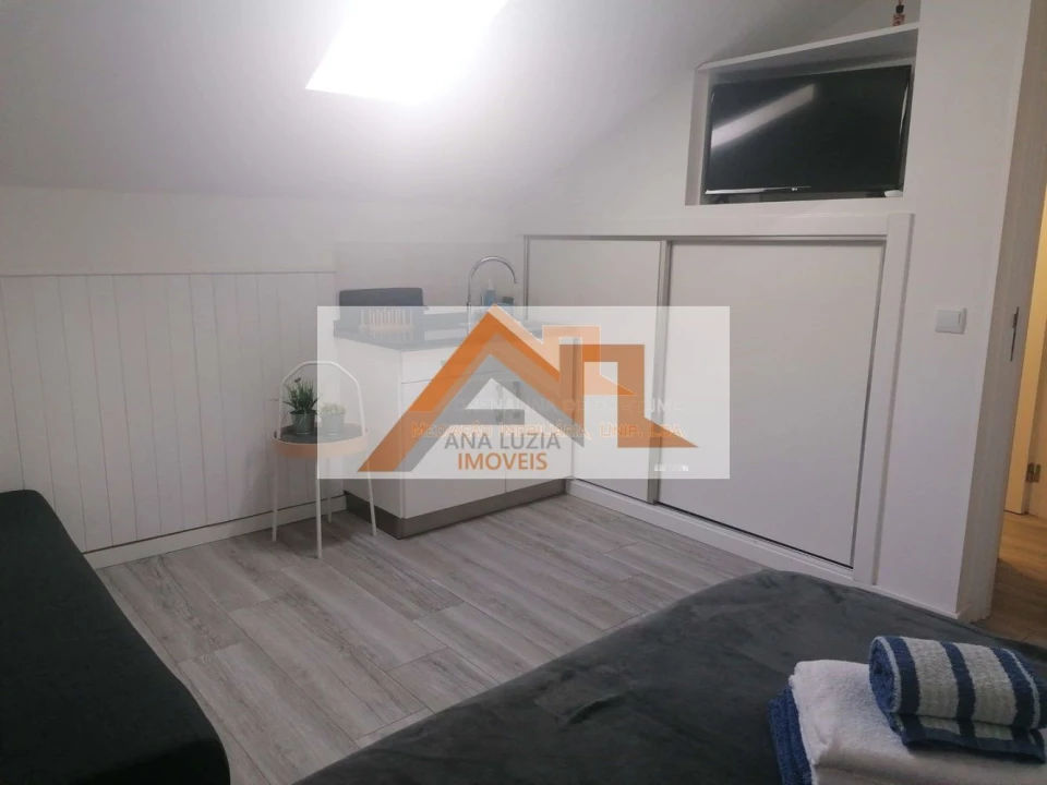 Apartamento T2 para Venda em Nazare Foto 12