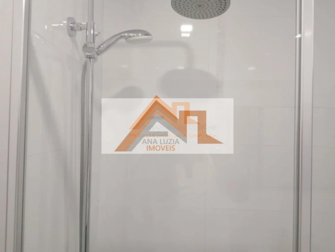 Apartamento T2 para Venda em Nazare Foto 9