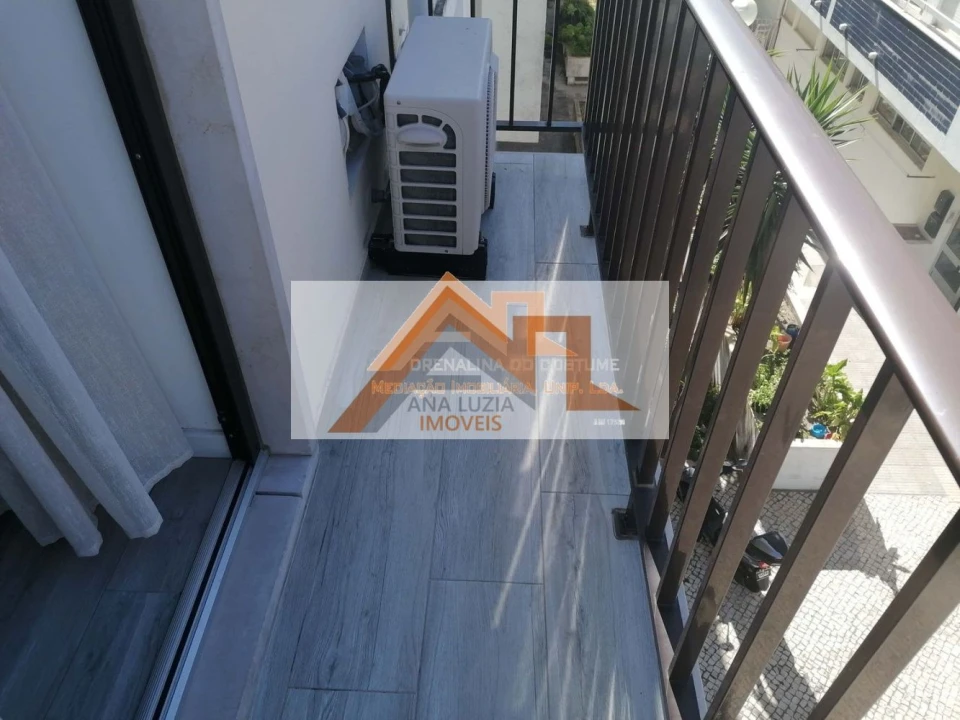 Apartamento T2 para Venda em Nazare Foto 10