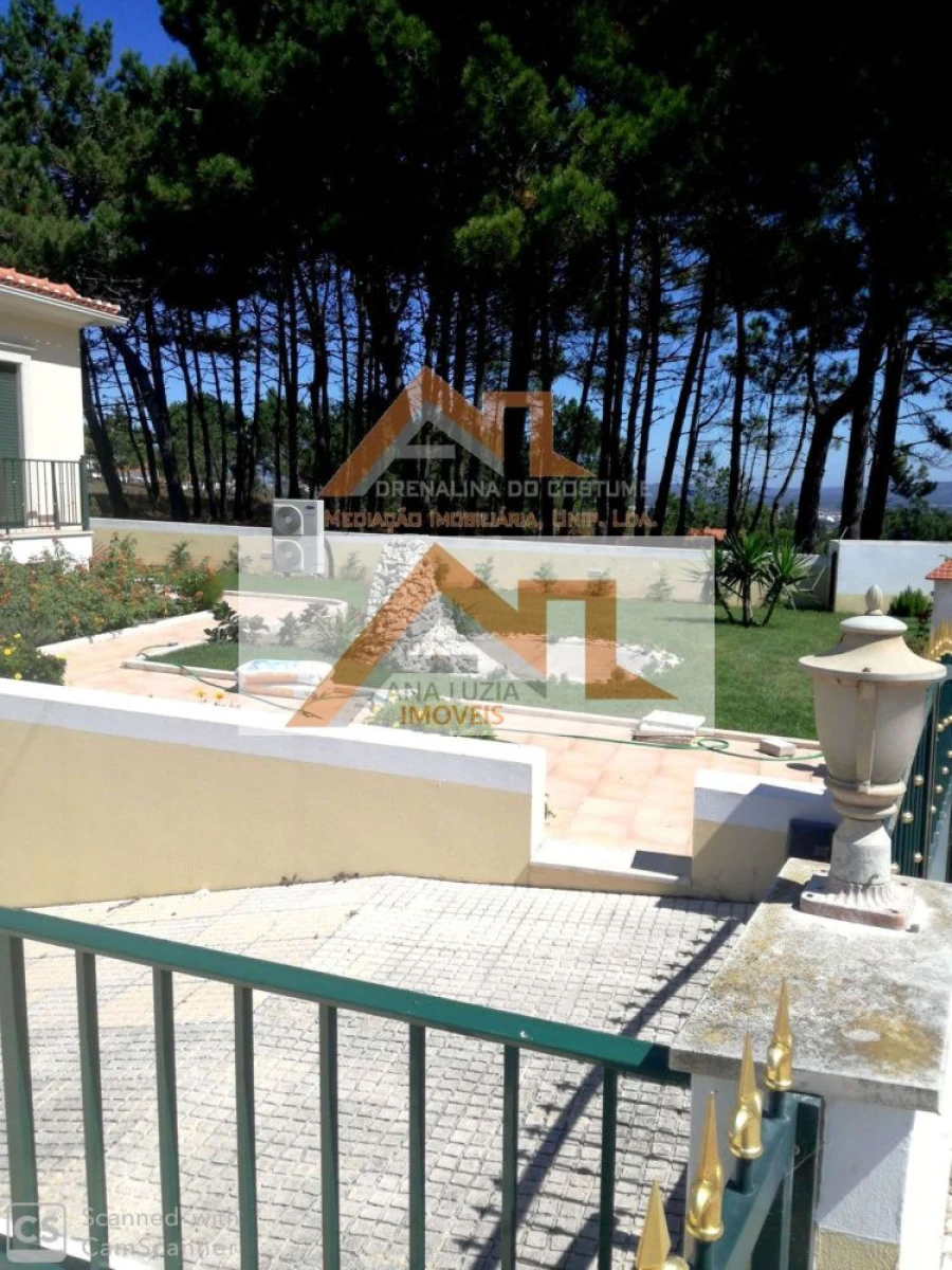 Moradia T4 para Venda em Tornada e Salir do Porto Foto 27