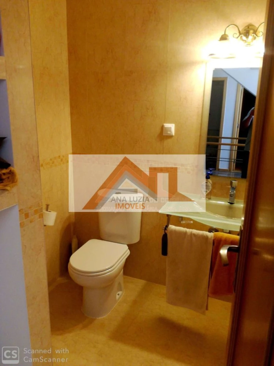 Moradia T4 para Venda em Tornada e Salir do Porto Foto 11