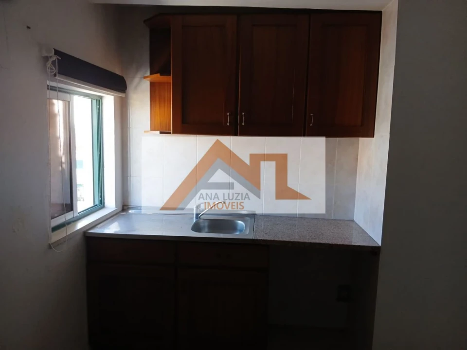 Apartamento T2 para Venda em Nazare Foto 13