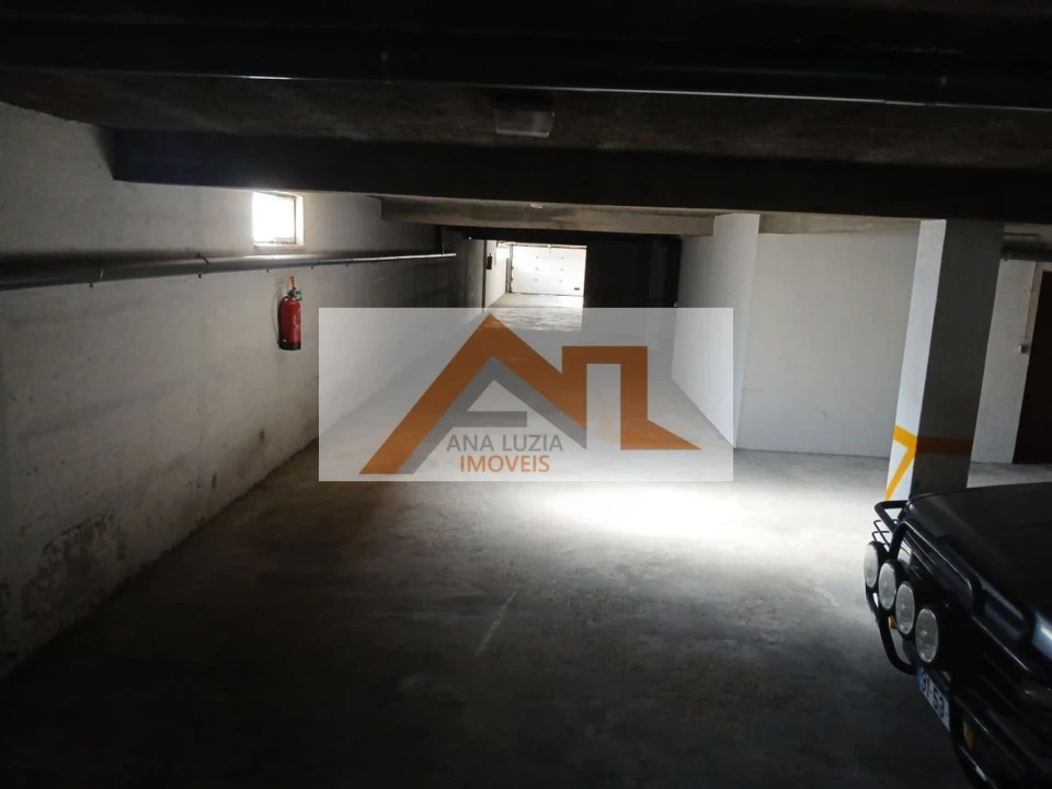 Apartamento T2 para Venda em Nazare Foto 16