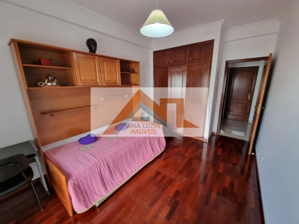 Apartamento T3 para Venda em Nazare Foto 16