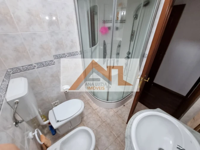 Apartamento T3 para Venda em Nazare Foto 12