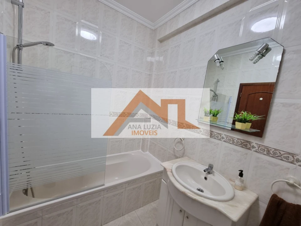 Apartamento T3 para Venda em Nazare Foto 17