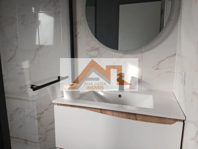 Moradia T3 para Venda em Amoreira Foto 13