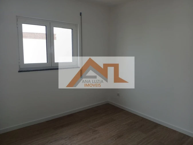 Moradia T3 para Venda em Amoreira Foto 19