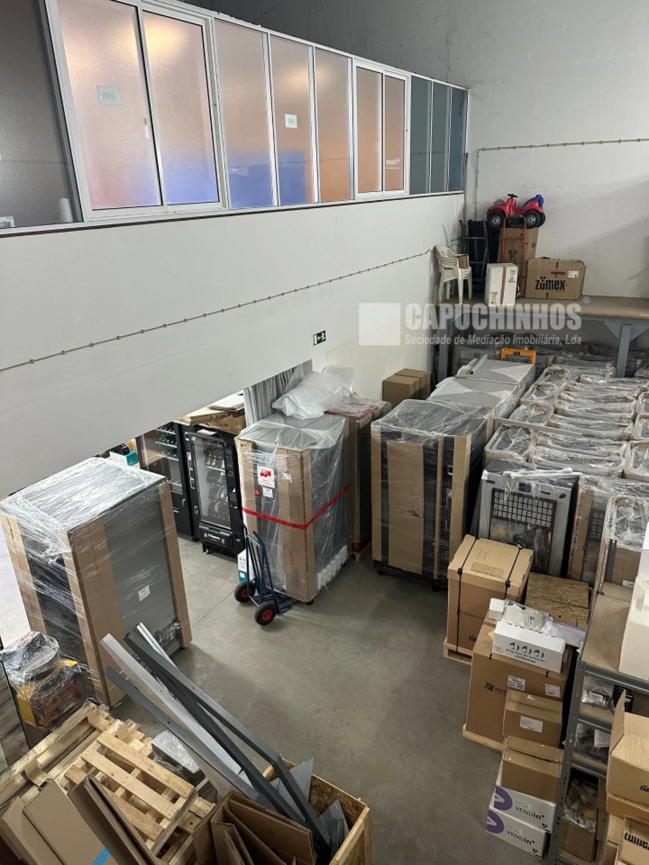 Armazém para Venda em Alcabideche Foto 9