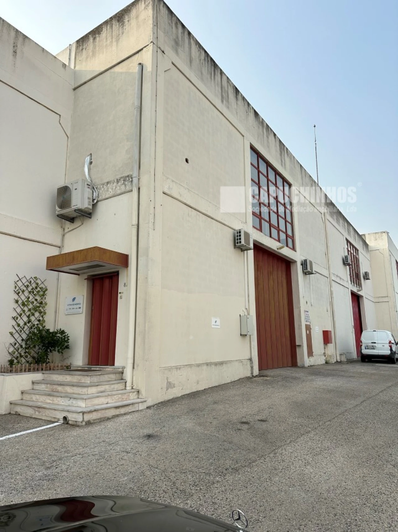 Armazém para Venda em Alcabideche Foto 1