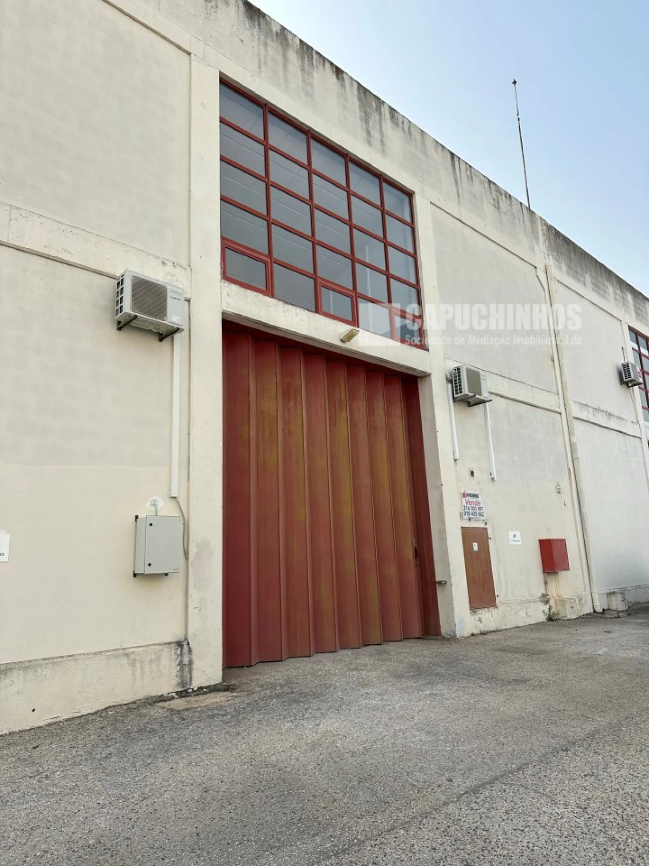 Armazém para Venda em Alcabideche Foto 3