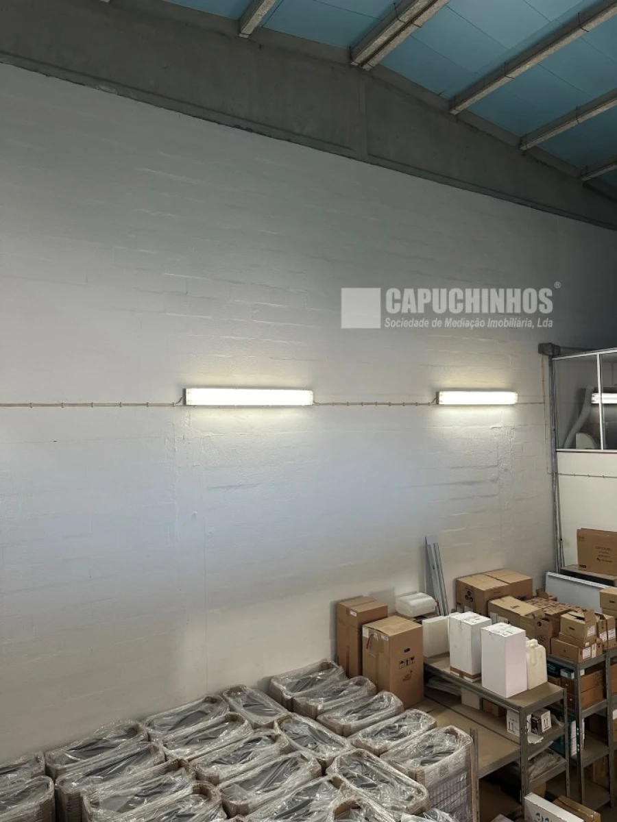 Armazém para Venda em Alcabideche Foto 8