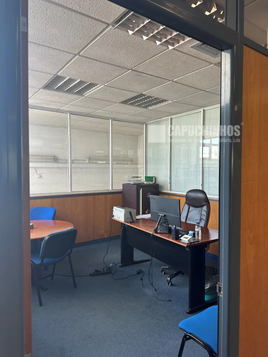 Armazém para Venda em Alcabideche Foto 17