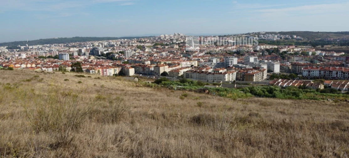 Terreno para Venda em Mina de Água