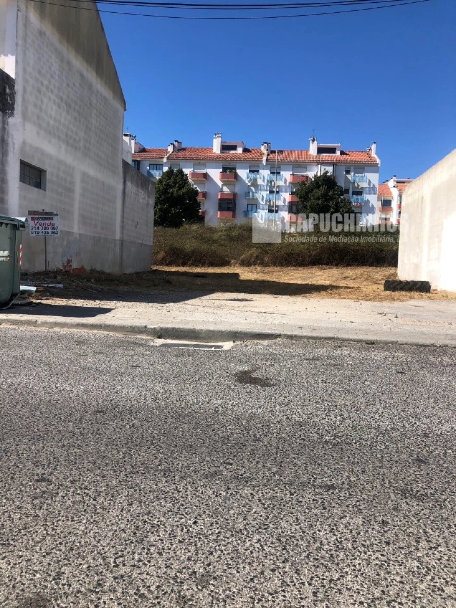 Terreno para Venda em Mina de Água Foto 2