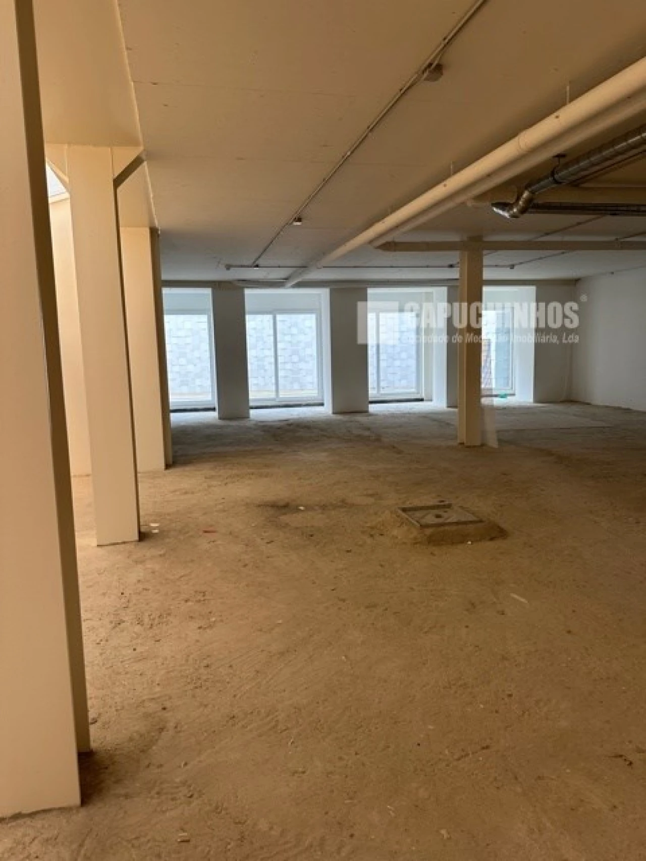 Escritório para Arrendamento em Avenidas Novas Foto 2