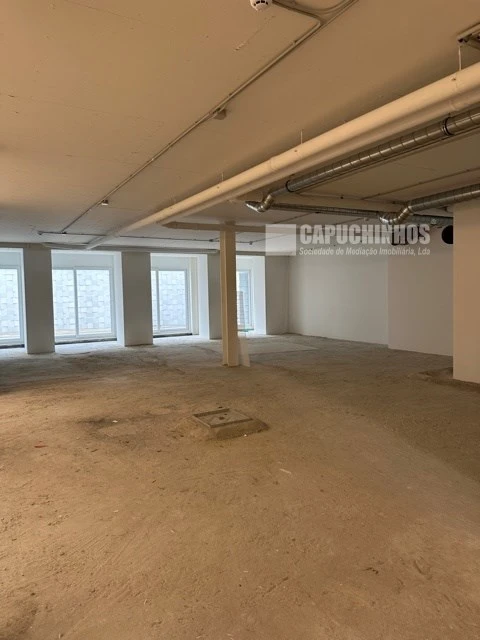 Escritório para Arrendamento em Avenidas Novas