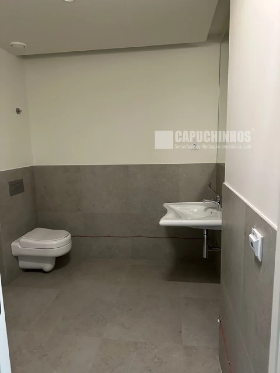 Escritório para Arrendamento em Avenidas Novas Foto 5