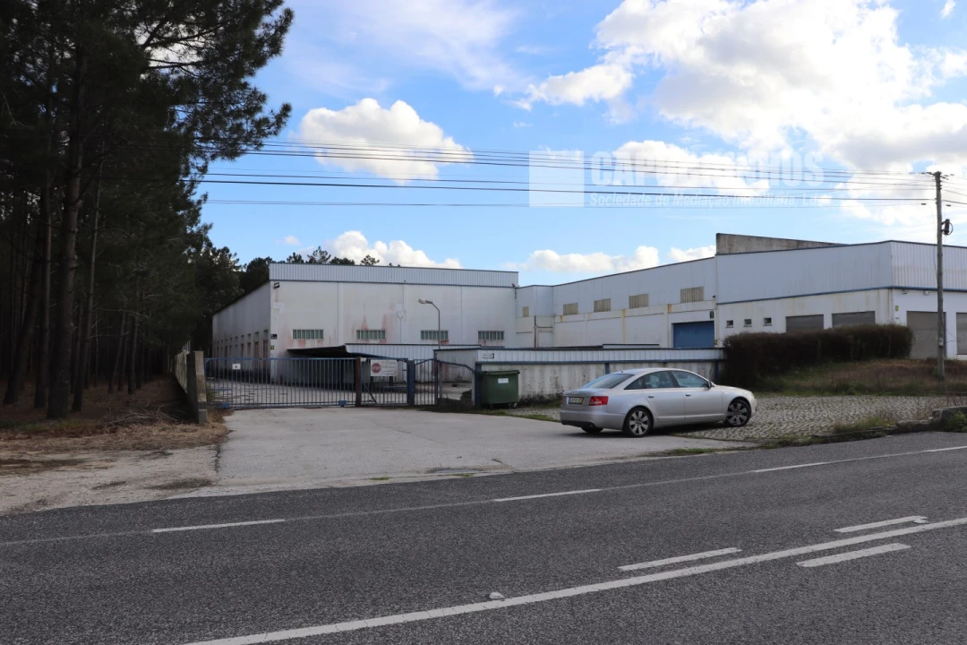 Armazém para Venda em Pataias e Martingança Foto 3