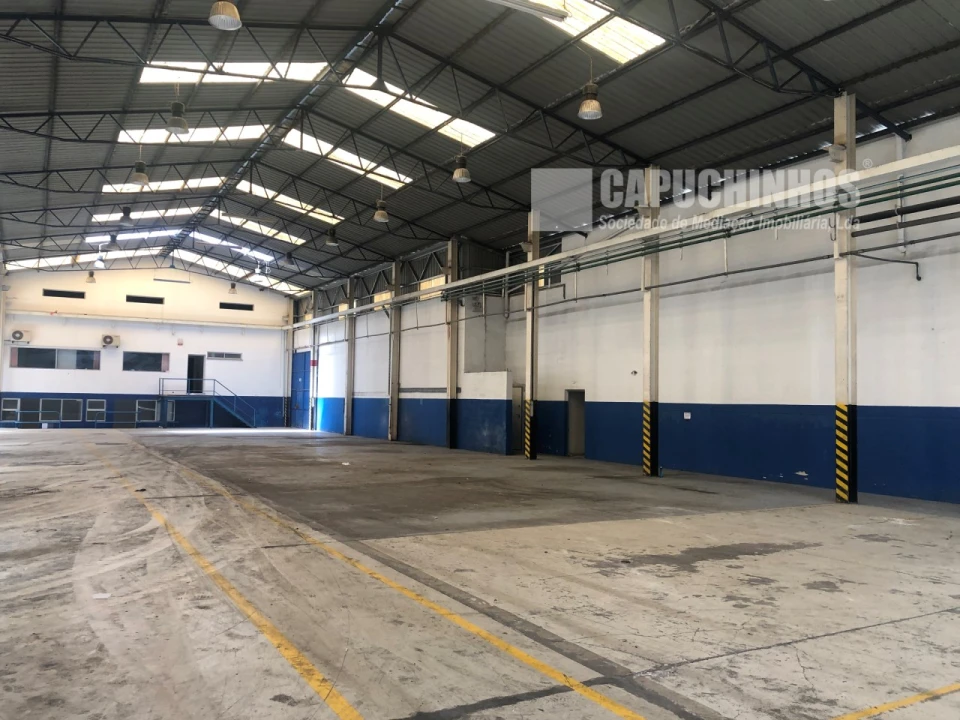 Armazém para Venda em Pataias e Martingança Foto 9